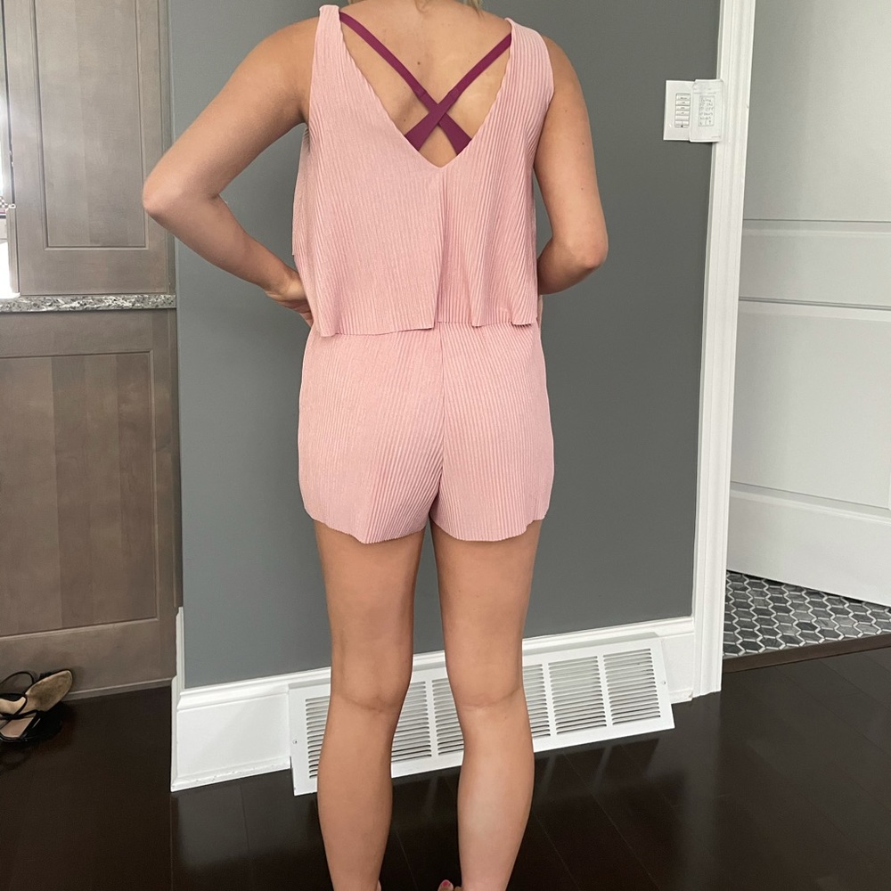 Pink romper - Picture 2 of 3